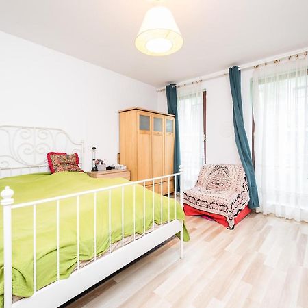 Green Garden Podgorze Apartment Wawelofts Краков Экстерьер фото